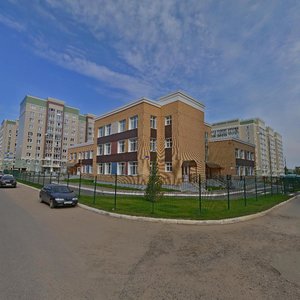 Salikha Batiyeva Street, 3, Kazan: photo