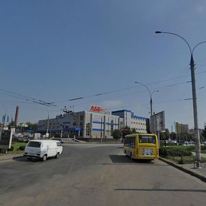 Черновцы, Улица Героев Майдана, 71: фото