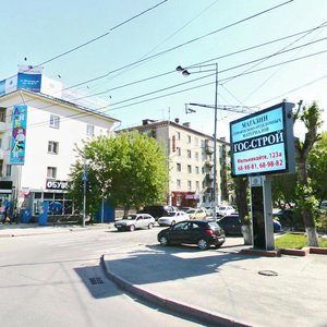 Ordzhonikidze Street, 67, Tyumen: photo