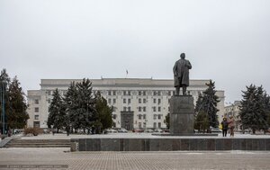 Луганск, Площадь Героев Великой Отечественной войны, 9: фото