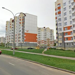 Iosifa Zhynovicha Street, 11, Minsk: photo