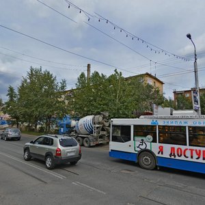 Neftzavodskaya Street, 18, Omsk: photo