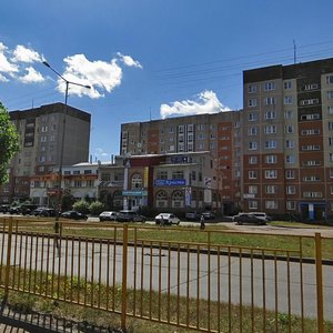 Тутаев, Проспект 50-летия Победы, 20Б: фото