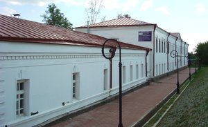 Тобольск, Улица Розы Люксембург, 14к3: фото