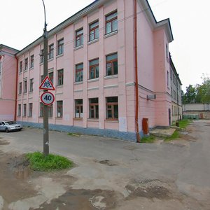 Kalinina Street, 13, Pskov: photo