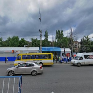 Луганск, Молодёжный квартал, 20А: фото