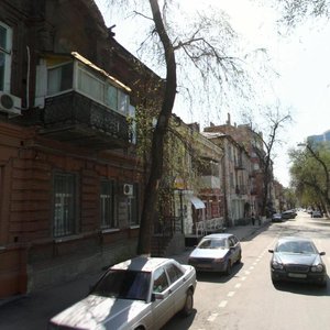 Serafimovicha Street, 80, : foto