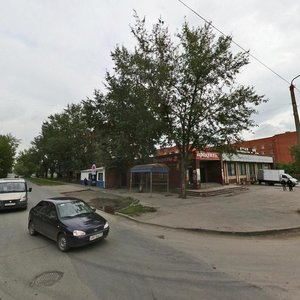 Molodyozhnaya ulitsa, 9, : foto