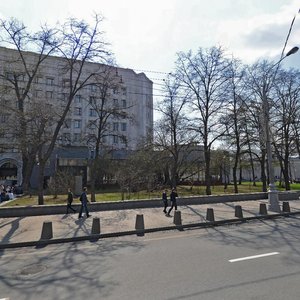 Vozdvizhenka Street, 9с2, Moscow: photo