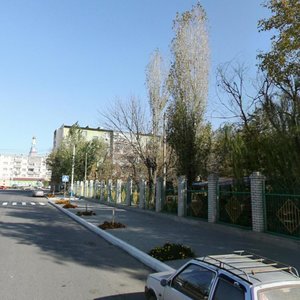 Kommunisticheskaya Street, 68, : foto