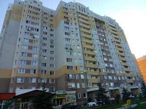 Ulitsa Ostrovskogo, 38, : foto