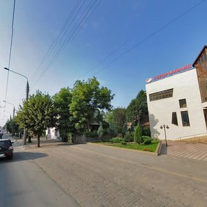 Holovna vulytsia, 243, Chernivtsi: photo