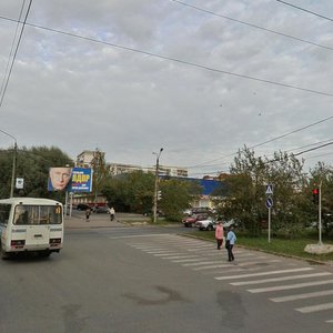 Томск, Улица Беринга, 9: фото