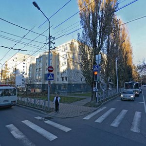 Lva Tolstogo Street, 10, Stavropol: photo