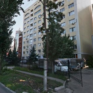 Taugul-1 microdistrict, 52, : foto