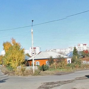 42nd Krasnoznamyonnoy Brigady Street, No:32, Barnaul: Fotoğraflar