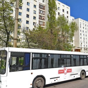 Старый Оскол, Микрорайон Приборостроитель, 54к2: фото