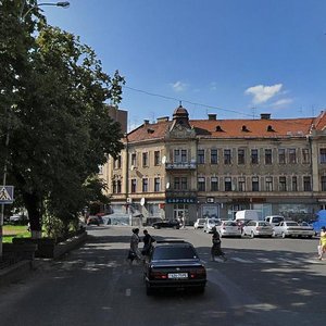 Ploshcha Shandora Petefi, 10, Uzhhorod: photo