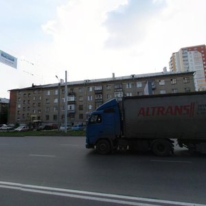 Dovatora street, 27, : foto