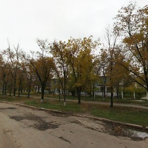 Новокуйбышевск, Улица Калинина, 6: фото