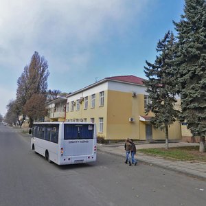 Oktyabrskaya ulitsa, 44, : foto