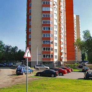 Akademika Grushina Street, 2/10, : foto