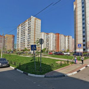 Подольск, Тепличная улица, 12: фото