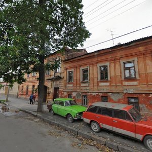 Kuznechna Street, 17/19, Kharkiv: photo