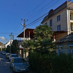 Сочи, Армавирская улица, 18: фото
