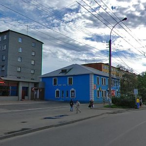 Polyarnye Zori Street, 35, Murmansk: photo