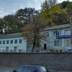 Naberezhne Highway, 3, : foto