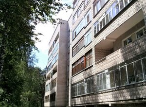 Zolotodolinskaya Street, 33, : foto