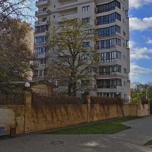 Street Kubanskaya Naberezhnaya, 6, Krasnodar: photo