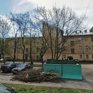 Vladimirskaya Street, 19, Kronstadt: photo