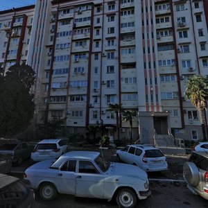 Ulitsa Ulyanova, 73, Sochi: photo