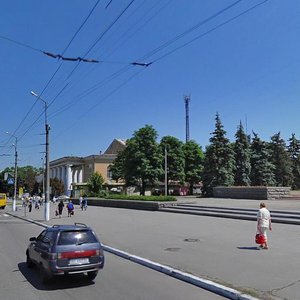 Svobody avenue, 58/2, Kremenchuk: photo