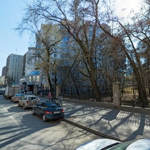 Екатеринбург, Улица Мамина-Сибиряка, 52: фото