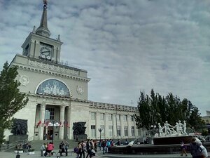 Волгоград, Привокзальная площадь, 1: фото