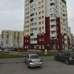 Тюмень, Улица Станислава Карнацевича, 1к1: фото