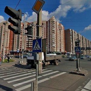 Санкт‑Петербург, Улица Ленсовета, 90: фото