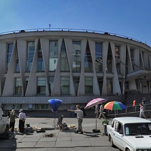 Pecherska square, 1, Kyiv: photo