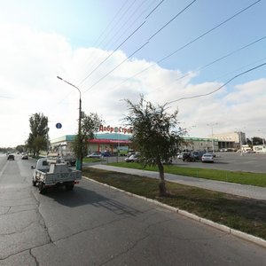Астрахань, Боевая улица, 134к4: фото