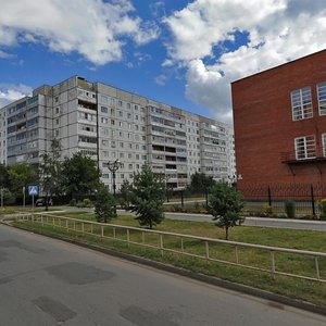 Рыбинск, Улица Моторостроителей, 23: фото