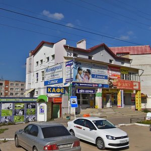 Зеленодольск, Улица Комарова, 56к1: фото