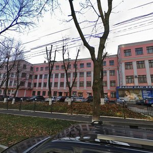 Revolyutsii Street, 39, : foto