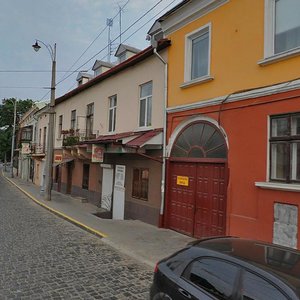 Vulytsia Sahaidachnoho, 4, Chernivtsi: photo