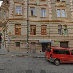 Turetska vulytsia, 1/17, Chernivtsi: photo