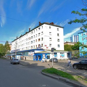 Мурманск, Улица Софьи Перовской, 27: фото