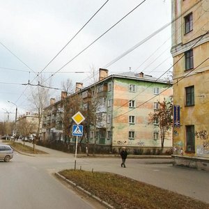 Дзержинск, Улица Бутлерова, 4: фото