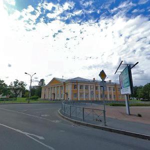 Петергоф, Эрлеровский бульвар, 2: фото